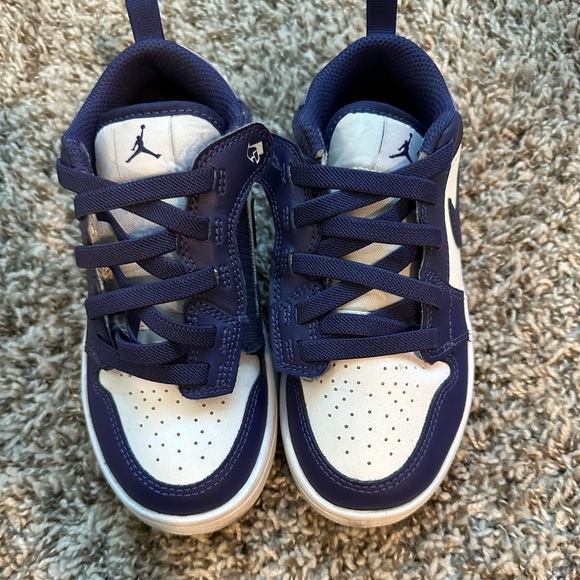 Jordan’s 1 - Picture 2 of 6